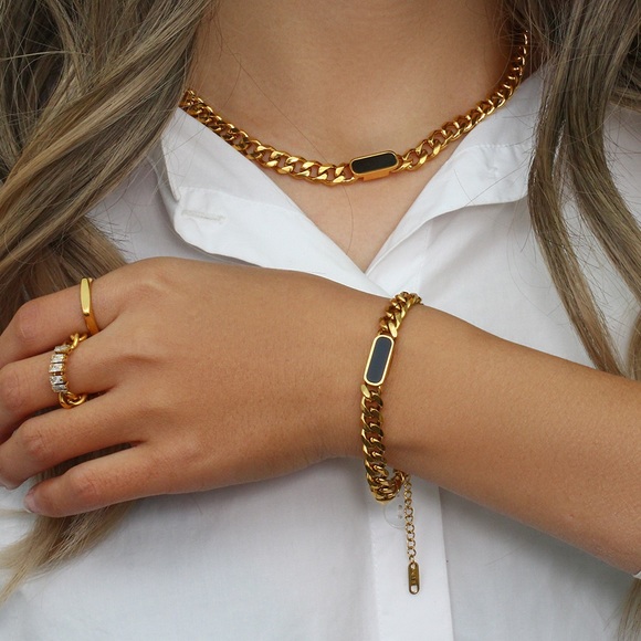 Titanium Black Onyx Cuban Link Chunky Necklace in Gold - Picture 2 of 14